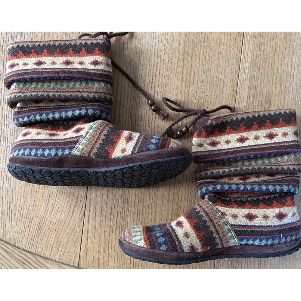 Taos Multicolor Sweater Cabin Boots 8 Suede Slouchy Southwestern Aztec Colorful